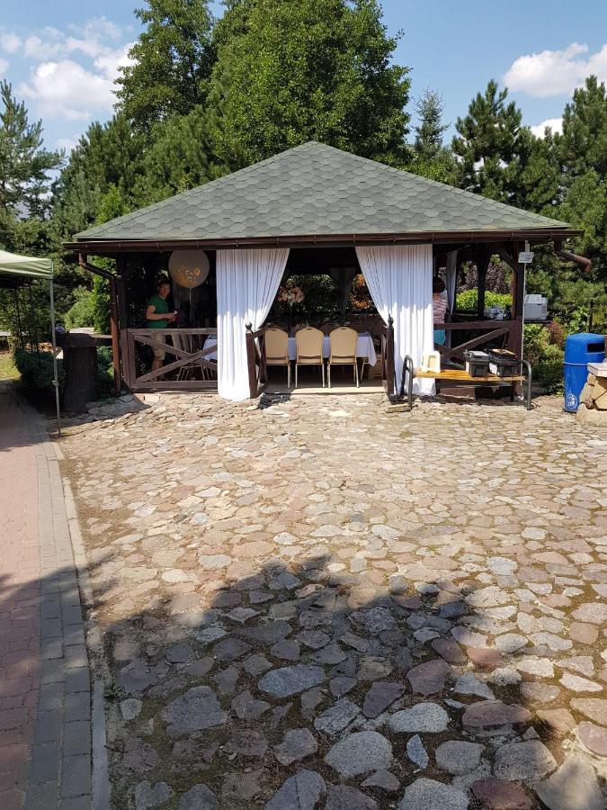 Albert Turystyczne Uslugi Hotelarskie Varsóvia Exterior foto